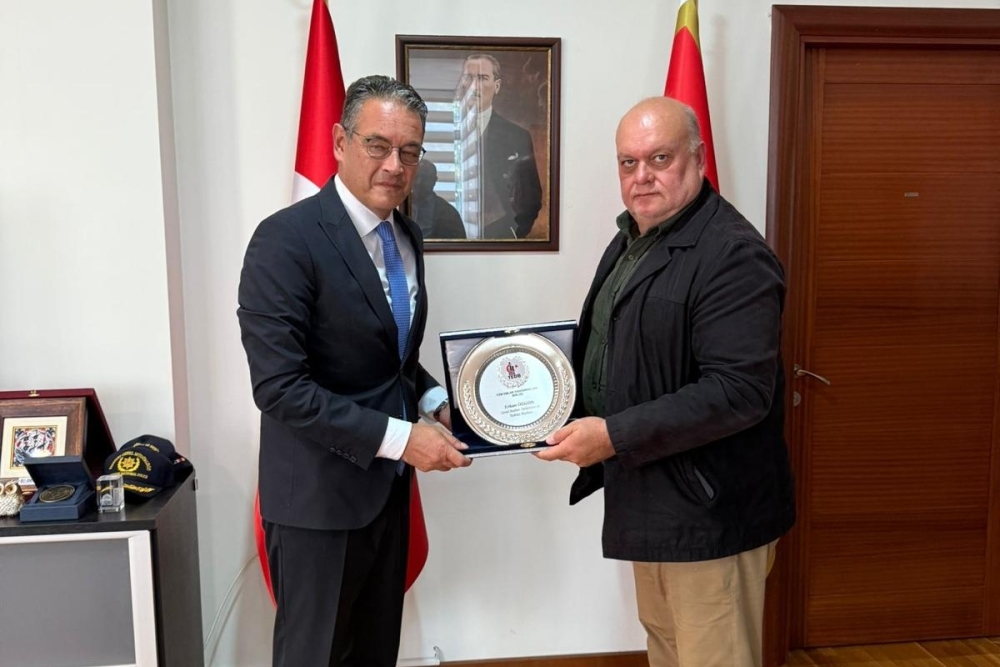 Karadağ Büyükelçimiz Barış Kalkavan'ı ziyaret ettik, Birliğimiz hakkında bilgilendirdik Karadağ çalışmalarımızı sunduk, kendilerine teşekkür ederiz…